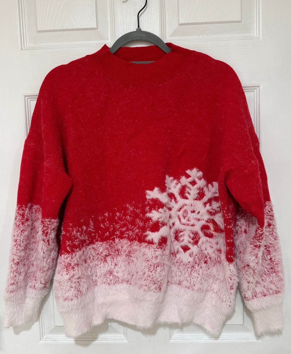 And The Why Pull Over Snowflake  Soft Sweater Red White M/L Oversized